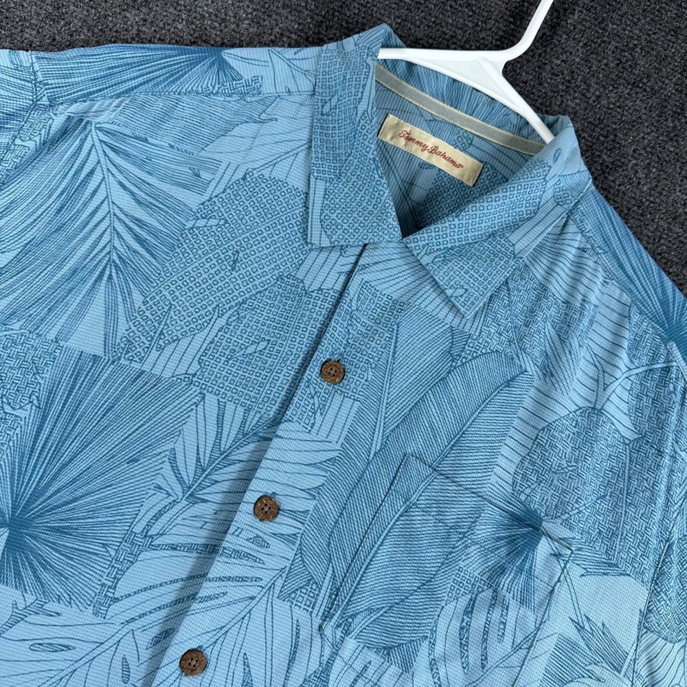 Tommy Bahama Button Up Mens L Large Blue Silk Tropical Palm Leaf Camp Shirt